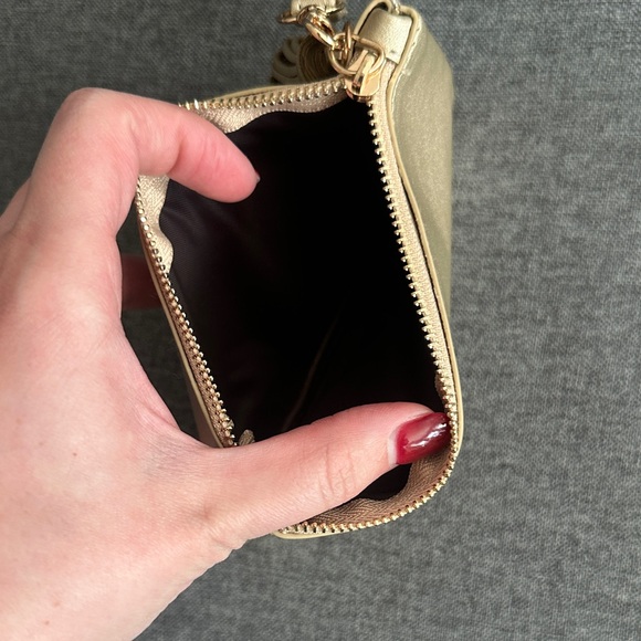 Texas Longhorns “Hook ‘em” Gold Wristlet Clutch - Picture 4 of 4